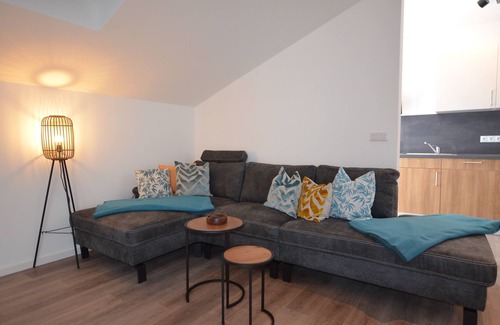 Grundl Apartment | "Experience unforgettable vacation moments at Heidrun`s Nest!"
