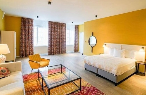 Alkmaar Hotel | Explore Alkmaar from Historic Prison Room