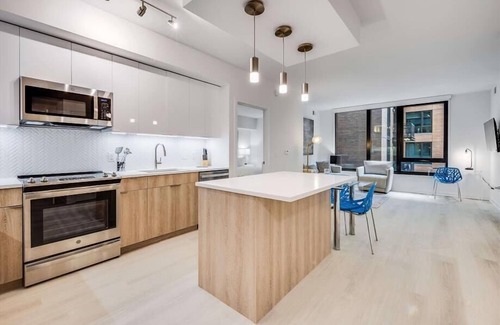 NoMa Hotel | Explore DC w/Your Family! Walkable 2BR n Attractions & Sites