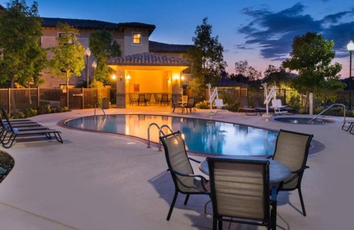 Thousand Oaks House | Explore the beautiful Conejo Valley Botanic Garden! Outdoor Pool, Pets Allowed!