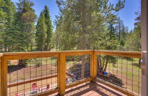 McKinney Estates Cabin | Explore the West Shore! Ski Lease 2025 in Tahoma.
