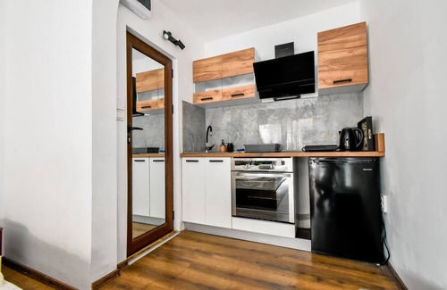 Sofia City Center Apartment | Explorer's Sofia Hideout | 2 Guests | Fast WI-FI