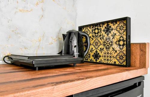 Sofia City Center Apartment | Explorer's Sofia Hideout | 2 Guests | Fast WI-FI