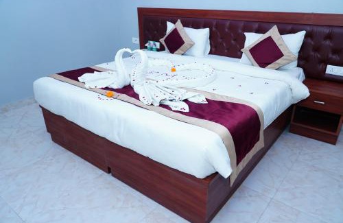 Greater Noida Hotel | ExpoMart Inn