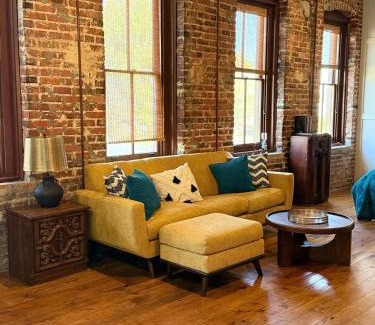 Central Business District Apartment | Exposed Elegance