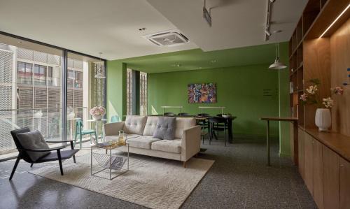 An Phu Hotel | Express by M Village Global City
