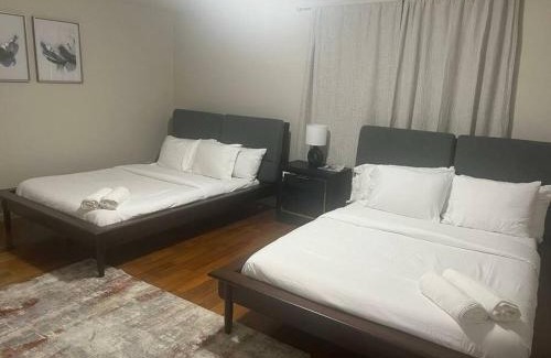 Ampere Apartment | Exquisite 4 Beds Near EWR NYC