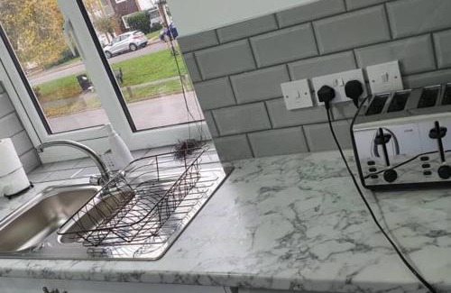 Harlington House | Exquisite and Modern 2 bed Maisonette