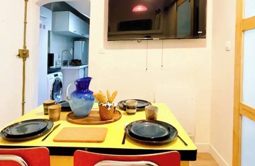 Vivienne Apartment | Exquisite city center apartment