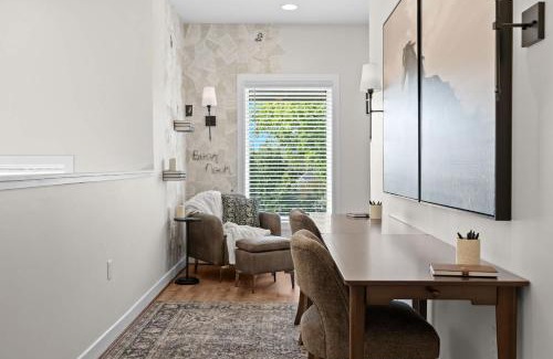 East Market District Apartment | Exquisite Condo with Views in Trendy NuLu District
