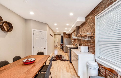 North Philadelphia West House | Exquisite Downtown 5B/3.5B w/Patio!
