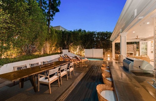 Hollywood Hills West House | Exquisite · Elegant · Luxe · LA Upscale Retreat!