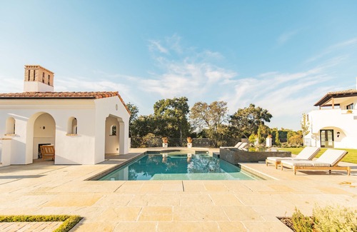 Woodside Villa | Exquisite Estately Villa