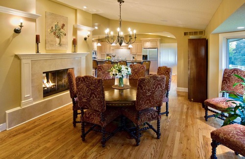 Manhattan House | Exquisite Flint Hills Estate with Pool and Hot Tub