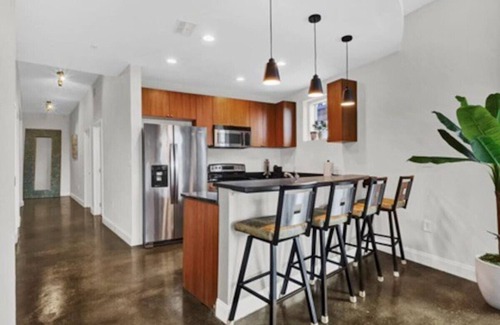 South Eola Apartment | Exquisite New Large 3BD/2BTH
