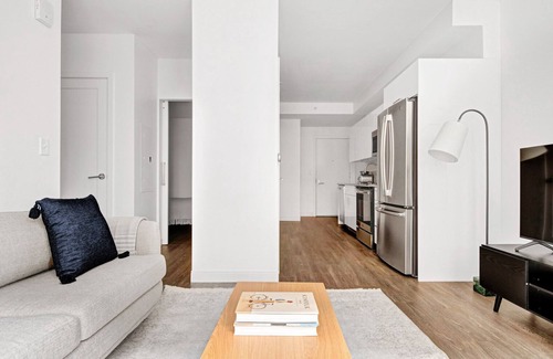 South of Washington Apartment | Exquisite South End 1BR w/Gym, W/D & Pool, near SoWa, by Blueground