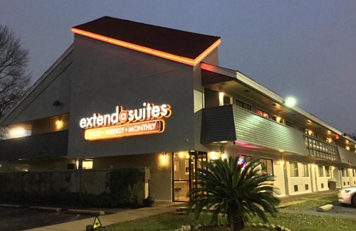 Mobile Hotel | Extend-a-Suites Mobile North