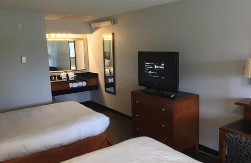 Mobile Hotel | Extend-a-Suites Mobile North