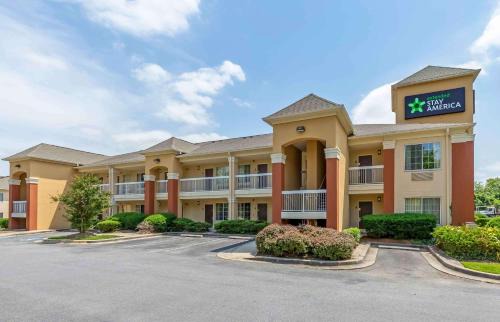 Linthicum Heights Hotel | Extended Stay America Select Suites - Baltimore - BWI Airport - International Dr