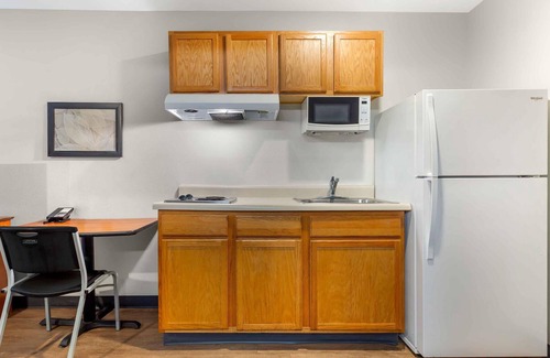 Fort Myers Hotel | Extended Stay America Select Suites - Fort Myers