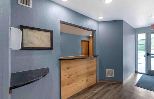 Bessemer Hotel | Extended Stay America Select Suites - Birmingham - Bessemer