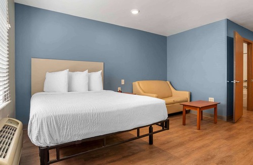 Bessemer Hotel | Extended Stay America Select Suites - Birmingham - Bessemer