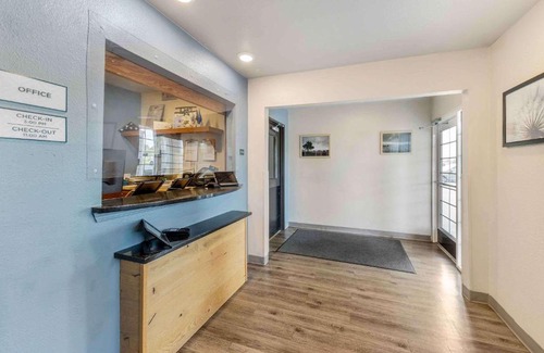 Del City Hotel | Extended Stay America Select Suites - Oklahoma City - Del City