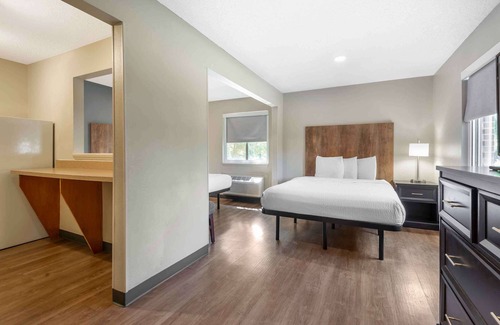 University Place Hotel | Extended Stay America Select Suites Charlotte University E