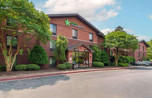 Town Center Hotel | Extended Stay America Select Suites - Atlanta - Kennesaw Chastain Rd