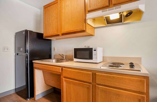 Sanford Hotel | Extended Stay America Select Suites - Orlando - Sanford - Airport