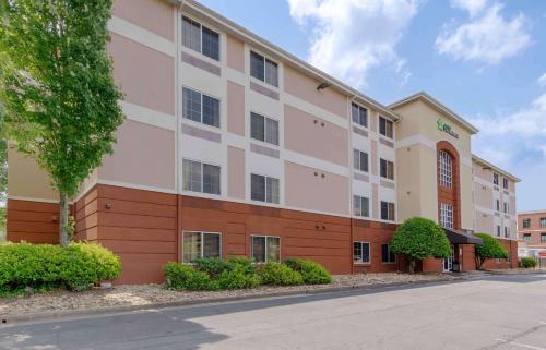 Buckhead Hotel | Extended Stay America Select Suites - Atlanta - Buckhead