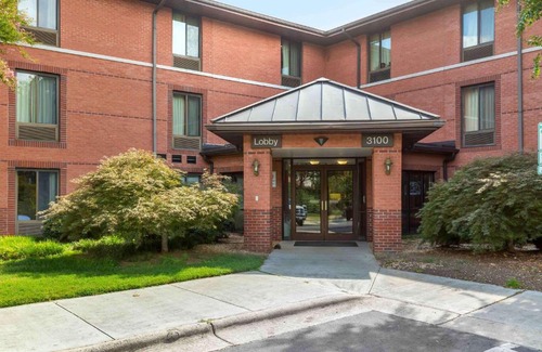 Cary Hotel | Extended Stay America Select Suites - Raleigh - Cary - Regency Parkway South