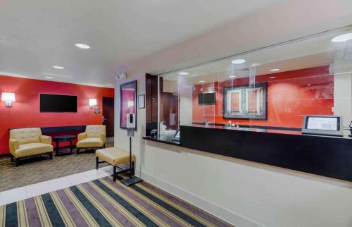 Germantown Hotel | Extended Stay America Suites - Washington DC Germantown Milestone