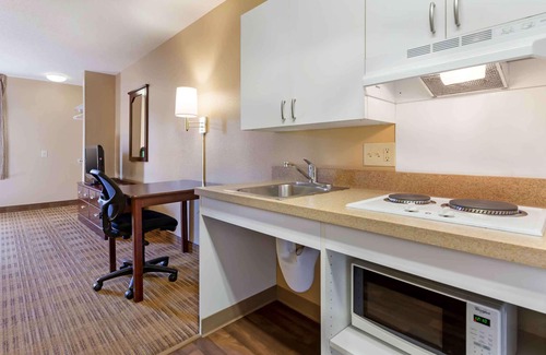 Madison Hotel | Extended Stay America Suites Madison Junction Court
