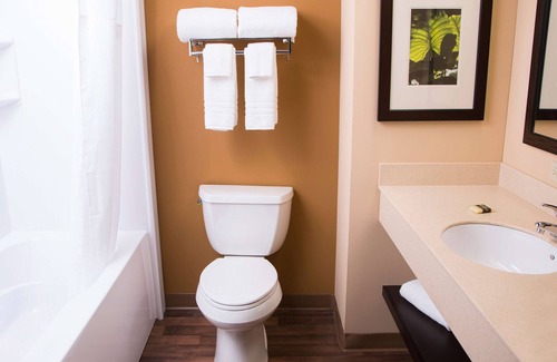 Newtonville Hotel | Extended Stay America Suites Albany SUNY