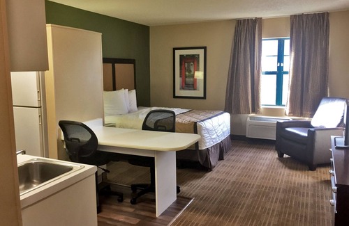 Newtonville Hotel | Extended Stay America Suites Albany SUNY