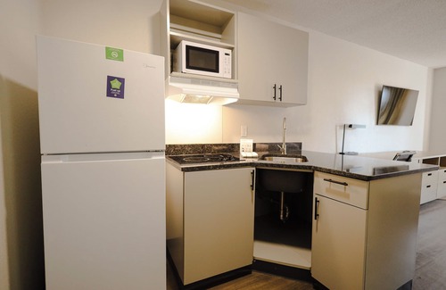 Orange Hotel | Extended Stay America Suites Cleveland Beachwood Orange Pl S