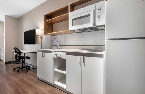 Warrington Hotel | Extended Stay Premier Suites - Pensacola- Nas Corry Station