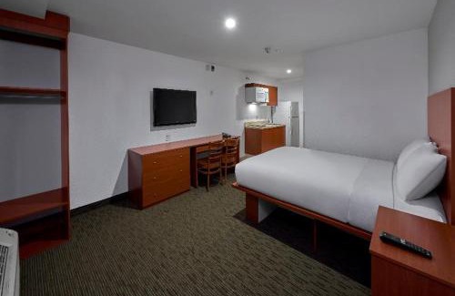 Apodaca Apartment | Extended Suites Monterrey Aeropuerto