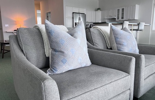 Petoskey Condo | Extra Spacious 2Bed w/Large Terrance + Amenities