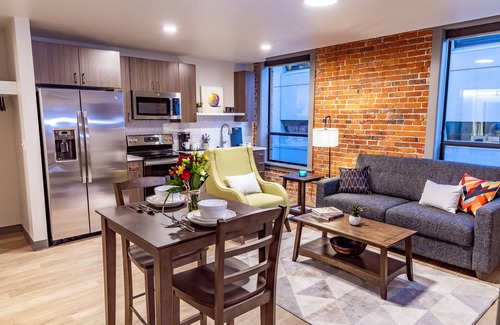 Riverside Apartment | Extraordinary 1 Bed Travel Apartment Steps From the Spokane Convention Center