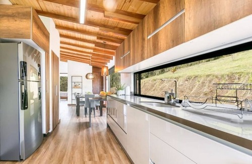 Choconta Cottage | Extraordinary house in the middle of the sisga reservoir