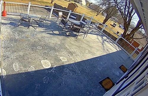 Graham Apartment | Extravagantly Remodeled 2BR,Apt Upstairs,Fast WiFi