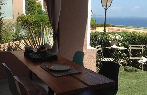 Theoule-sur-Mer Apartment | Extremely beautiful and charming apartment in a unforgettable location, recently renovated