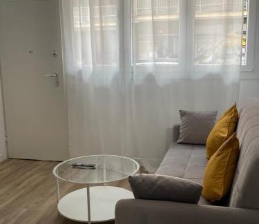 San Blas-Canillejas Apartment | Exyca Metropolitano