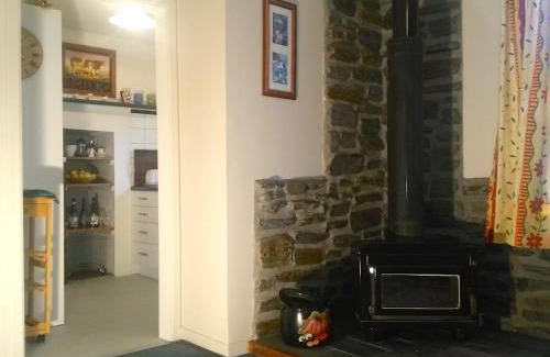 Blenheim House | Ezy Walk - Blenheim Holiday Home