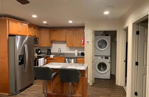 Highlands - Perkins Apartment | F-Beautiful Apartment/Customed Luxury Design Apartment F