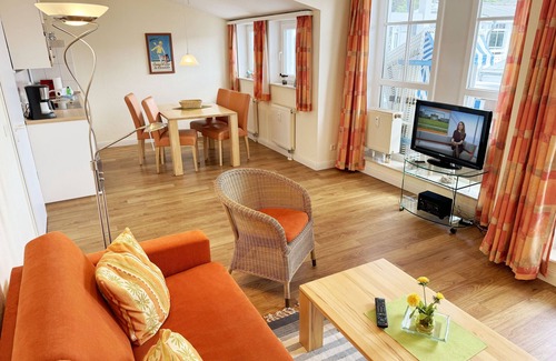 Sellin Apartment | F: Seepark Sellin-Haus Göhren Whg 523 Deichkieker with balcony - Haus Göhren Whg