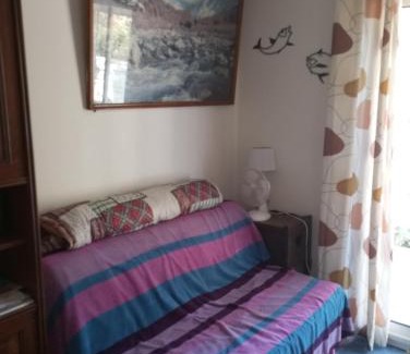 Reynes Apartment | F1 chambre et cuisine