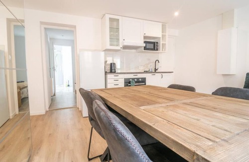 Anatole France Danton Apartment | F2 hypercentre - Proche gare- WIFI gratuite